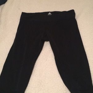 Adidas black active capris